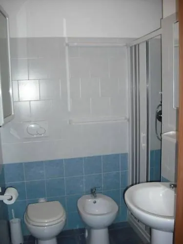 Samarcanda E לינה וארוחת בוקר